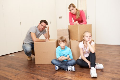 Local moving support for furniture transport in Eltham